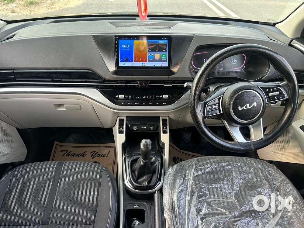 Kia Carens 1.4 Prestige 7 Str, 2022, Petrol