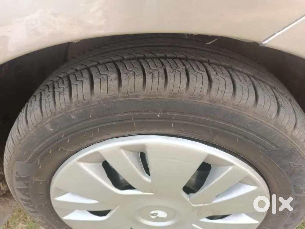 Tata Bolt 1.3 Xe 2016