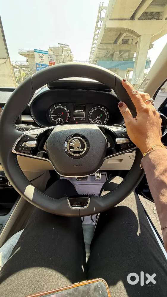 Skoda Slavia Ambition Petrol 2025