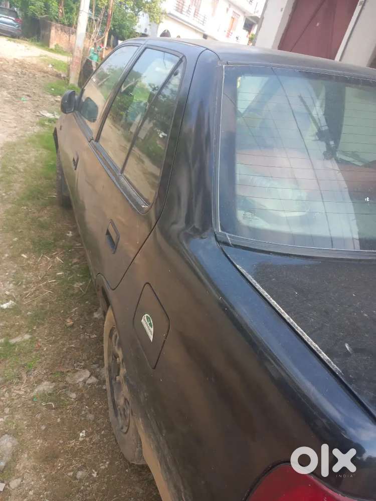 Maruti Suzuki Esteem Lxi 2003 Petrol