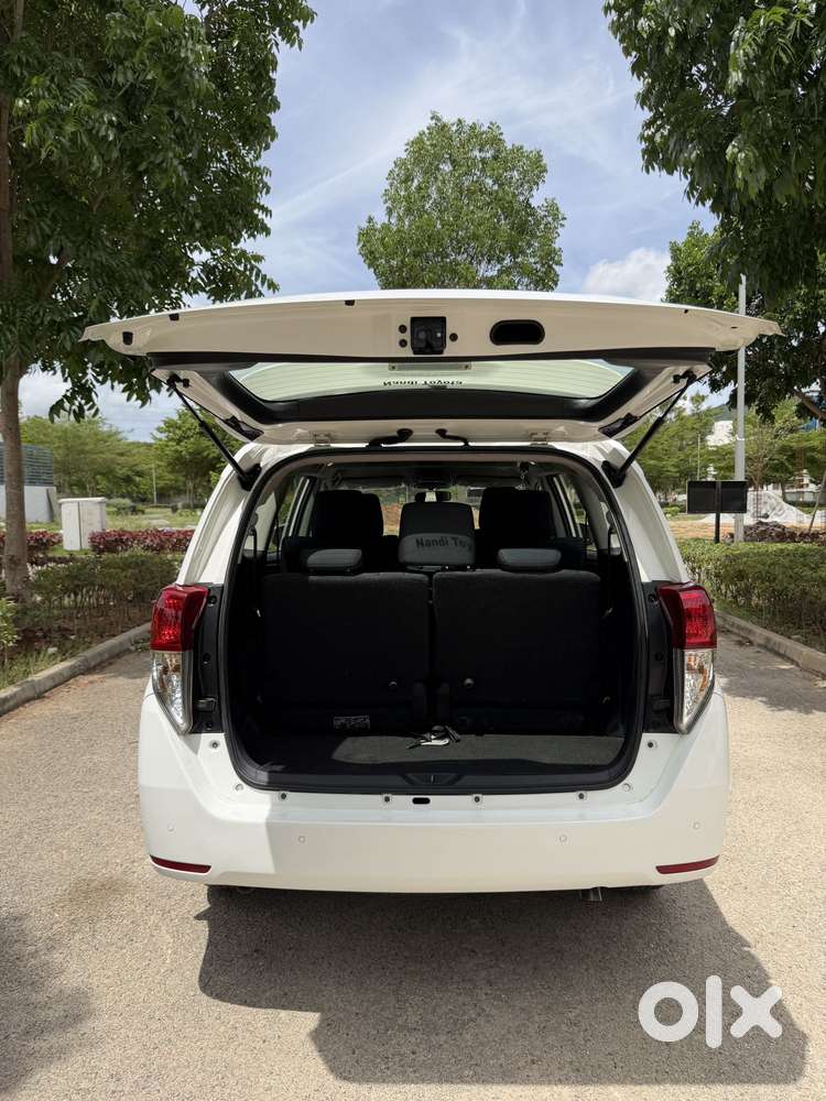 Toyota Innova Crysta 2.4 V 7 Str, 2019, Diesel