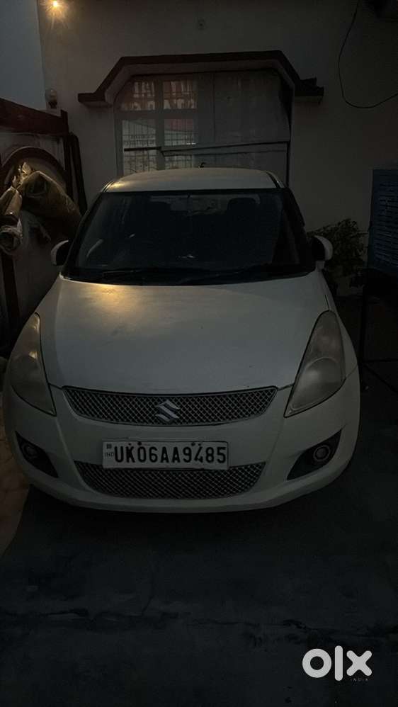 Maruti Suzuki Swift Petrol 2013