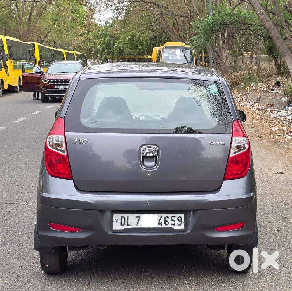 Hyundai I10 Sportz, 2016, Petrol