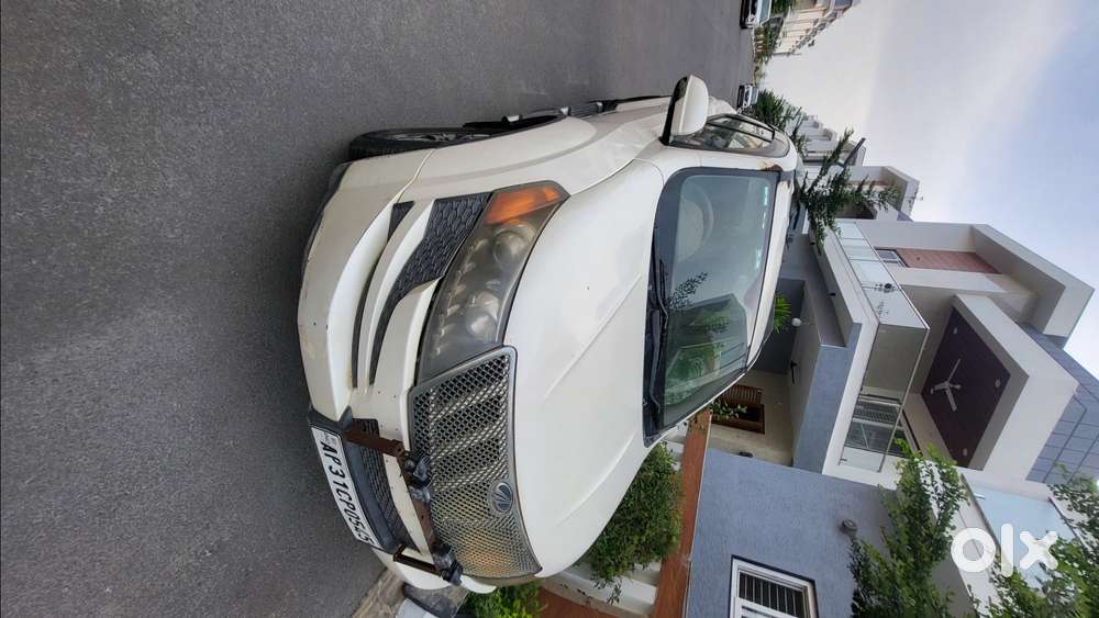 Well Maintained 7 Seater Xuv500 W8 2014 Model