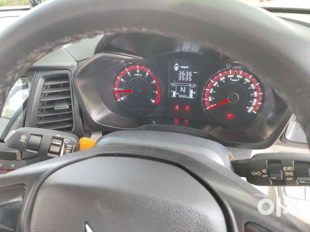 Mahindra Xuv300 W4 2023 Petrol