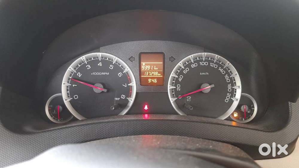 Maruti Suzuki Swift Dzire Vxi(o) Mt, 2013, Petrol