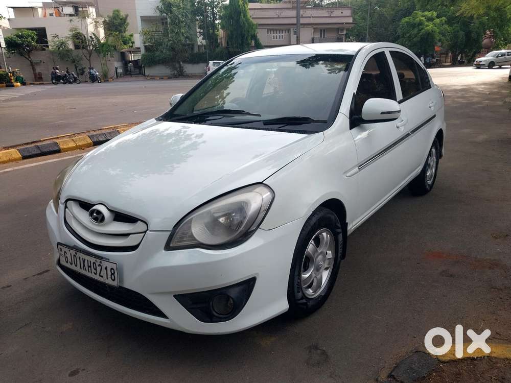 Hyundai Verna Fluidic 1.6 Crdi Sx Opt, 2011, Diesel