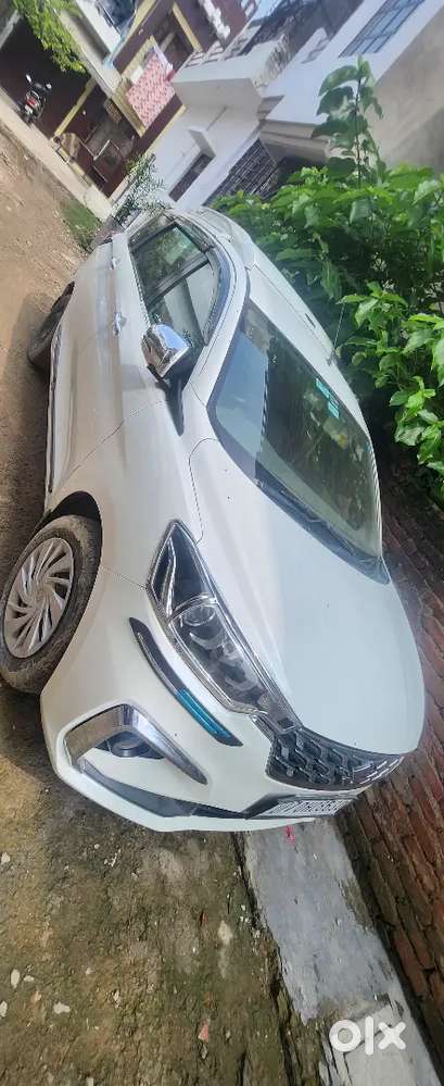 Maruti Suzuki Ertiga Vxi 2024