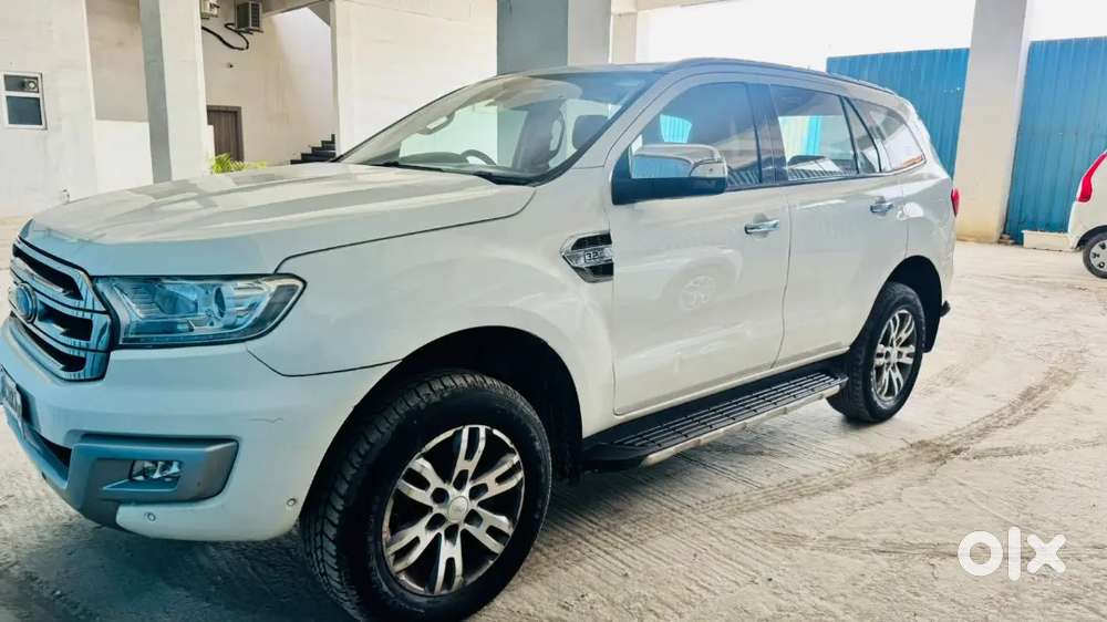 Ford Endeavour 2017 Diesel 128000 Km Driven
