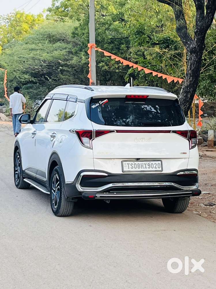 Kia Carens, 2022, Petrol