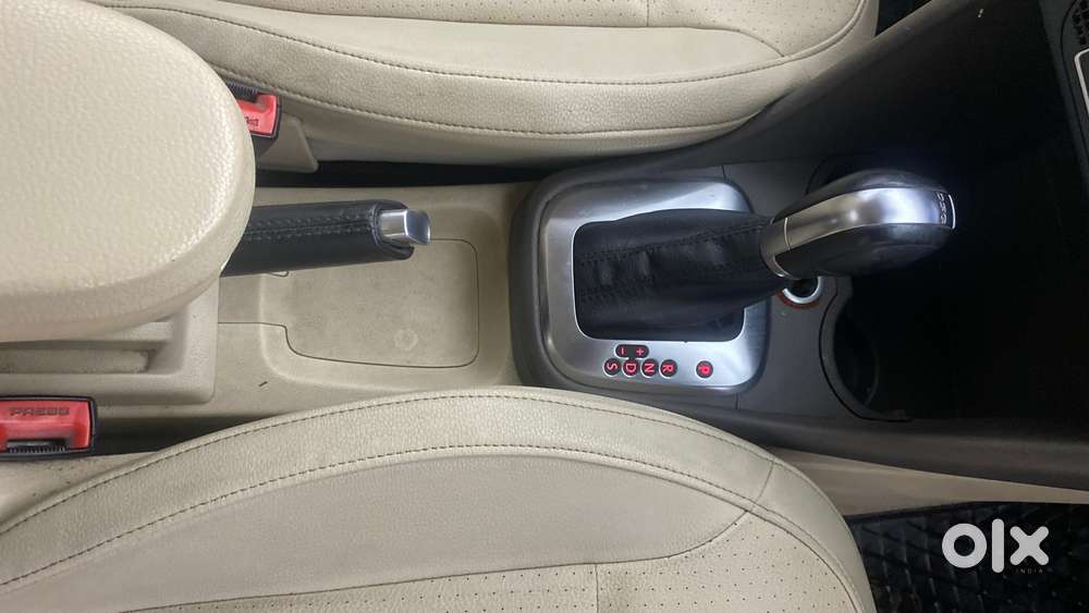 Volkswagen Vento 2010-2013 Petrol Highline At, 2014, Petrol