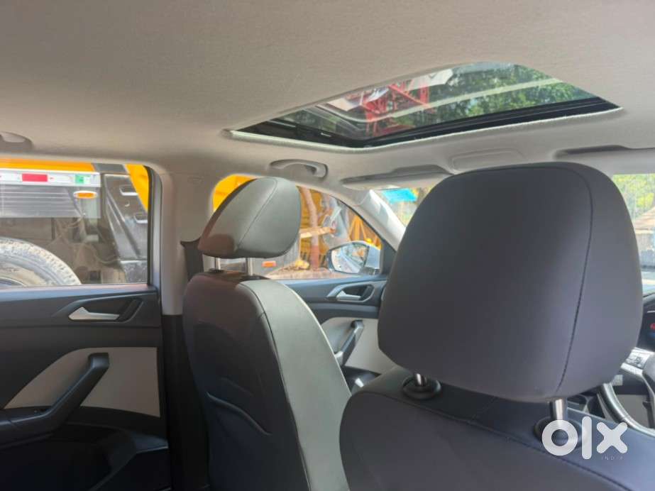 Volkswagen Taigun 1.0 Tsi Topline At, 2022, Petrol