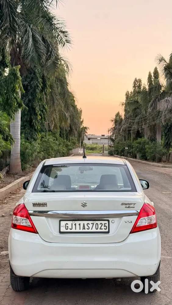 Maruti Suzuki Dzire Vxi 2016