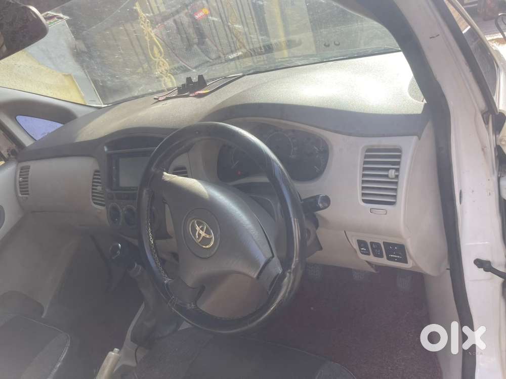 Toyota Innova Diesel 2011