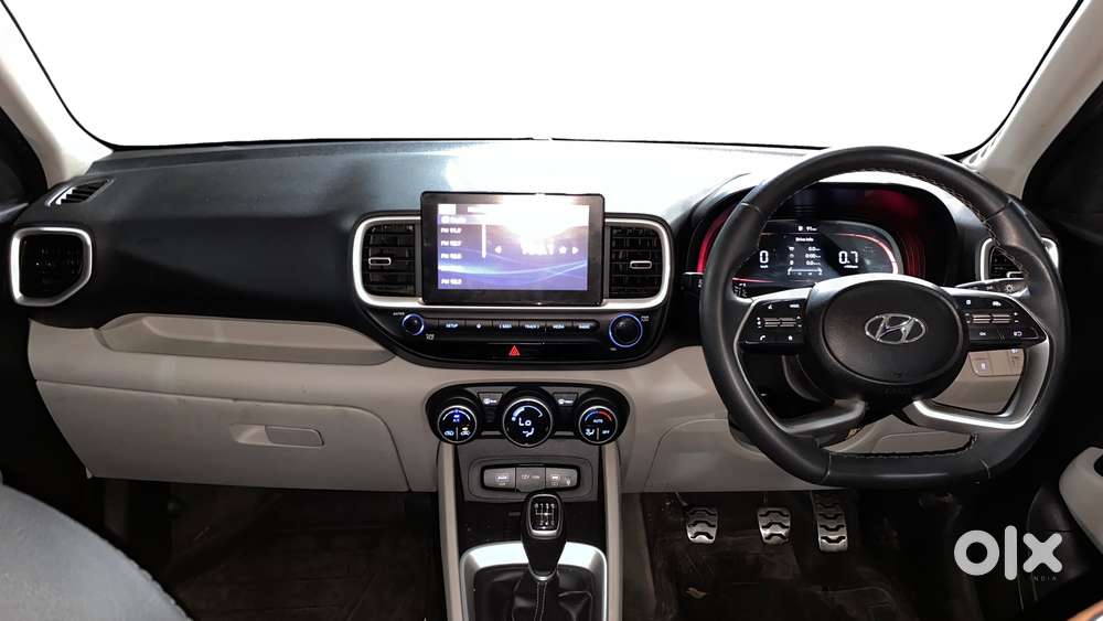 Hyundai Venue Sx Dual Tone Diesel, 2022, Diesel