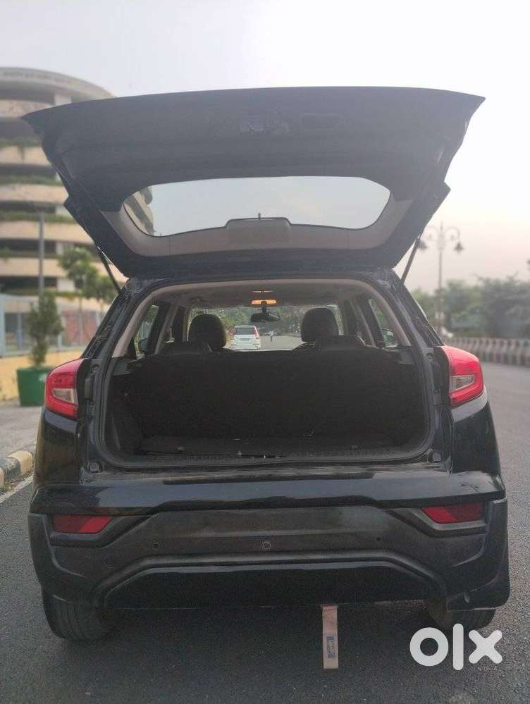 Mahindra Xuv300 W6, 2023, Petrol