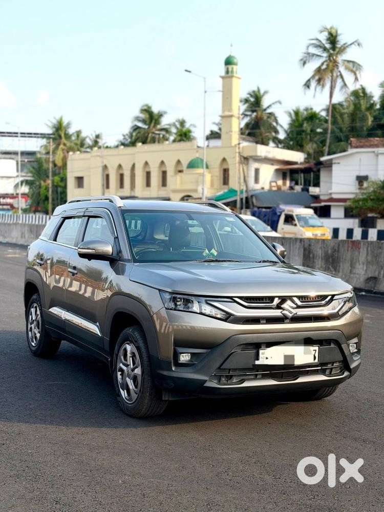 Maruti Suzuki Brezza 1.5 Lxi Smart Hybrid, 2023, Petrol