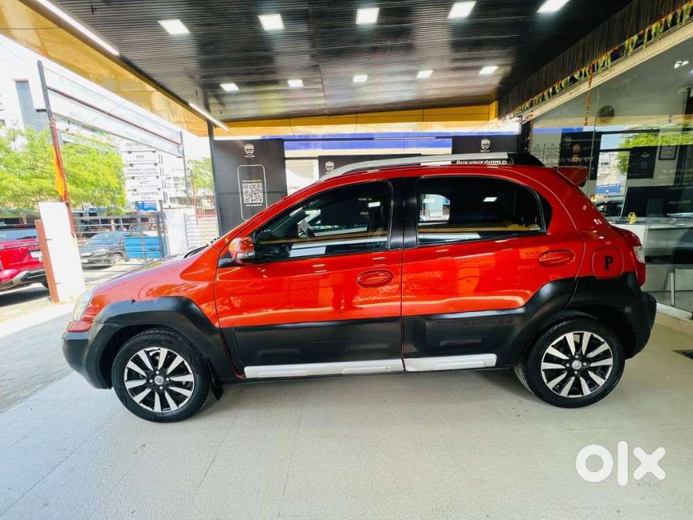 Toyota Etios Cross 1.5l V, 2014, Petrol