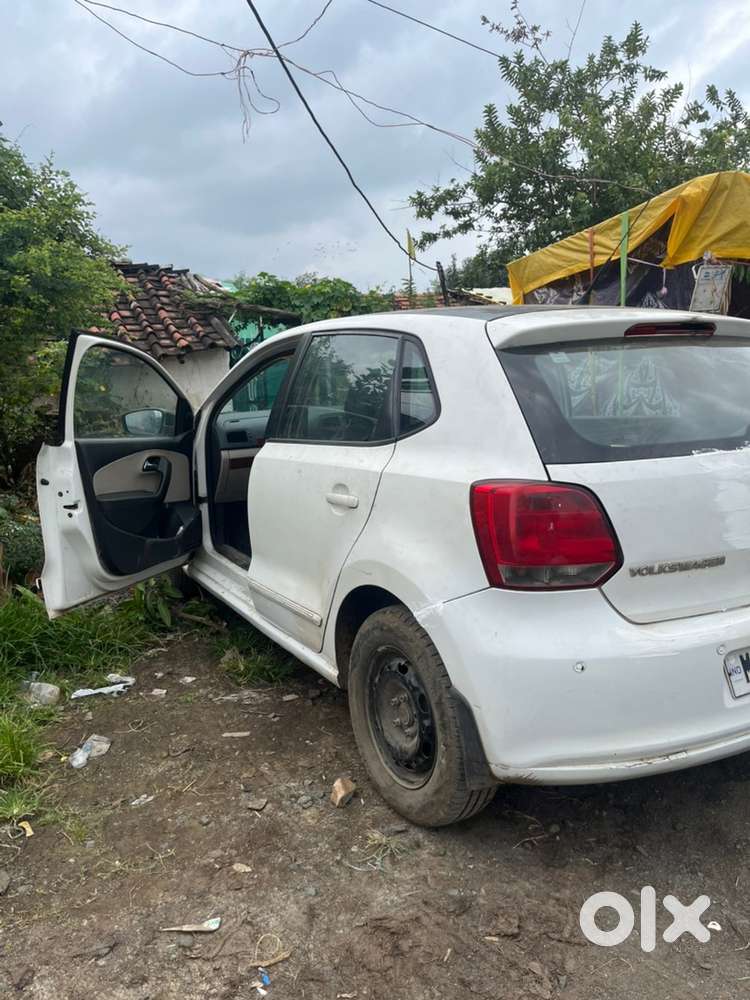 Volkswagen Polo 2013 Petrol 95000 Km Driven