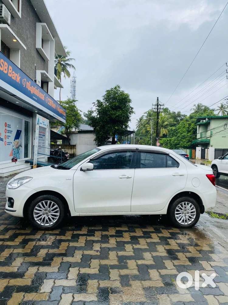 Maruti Suzuki Swift Dzire Amt Zdi Plus, 2017, Diesel