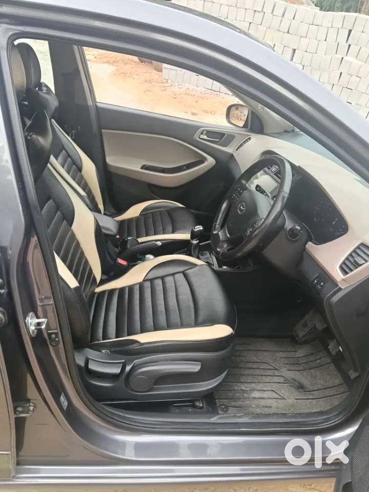 Hyundai Elite I20 Asta Option, 2016, Petrol