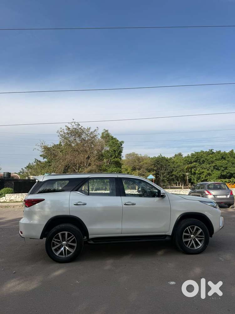 Toyota Fortuner 3.0 4x2 Automatic, 2016, Diesel