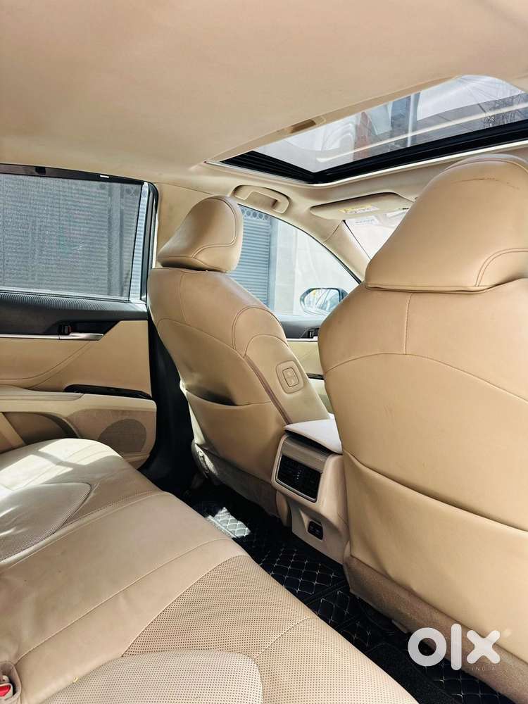 Toyota Camry Hybrid, 2020, Petrol