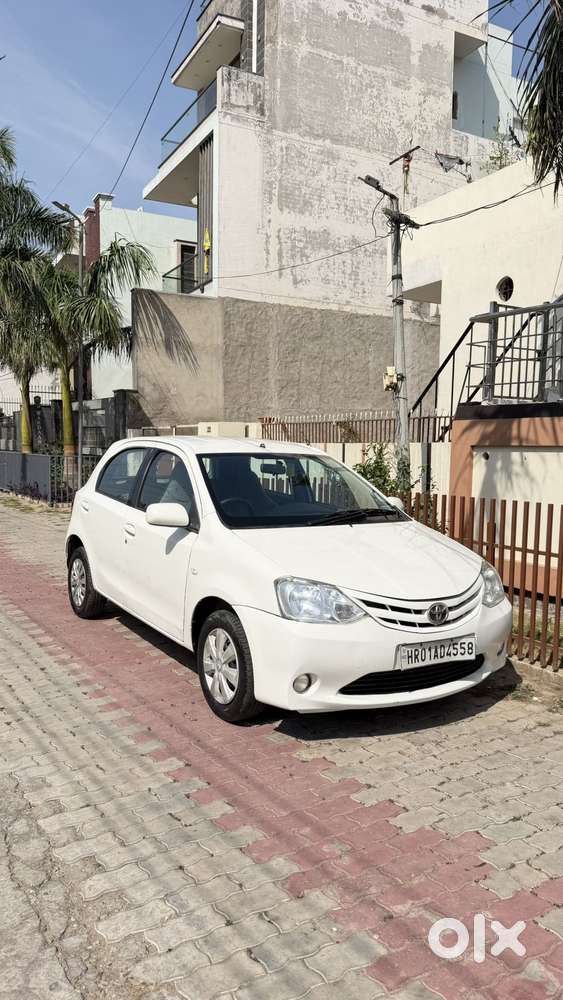 Toyota Etios Liva V Sp*, 2011, Petrol