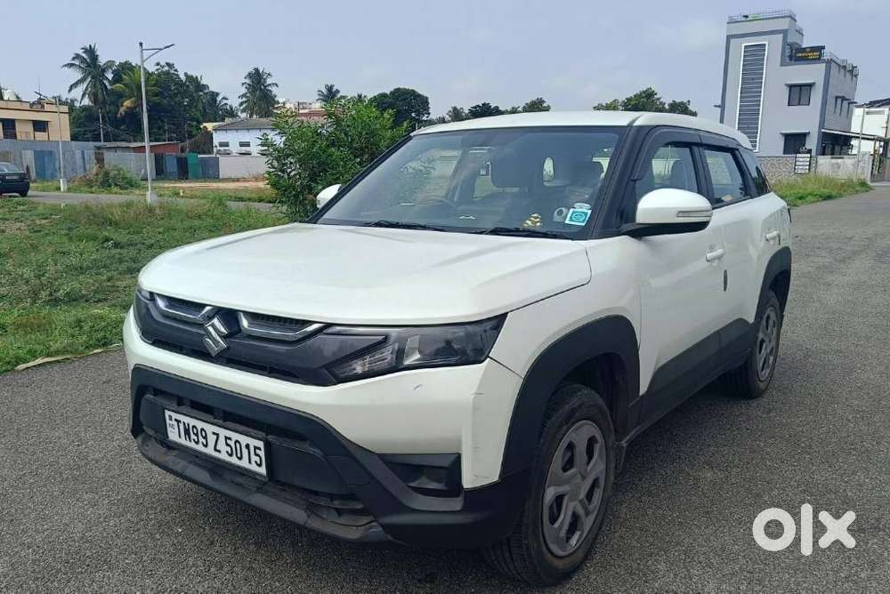 Maruti Suzuki Brezza 1.5 Vxi Smart Hybrid, 2023, Petrol