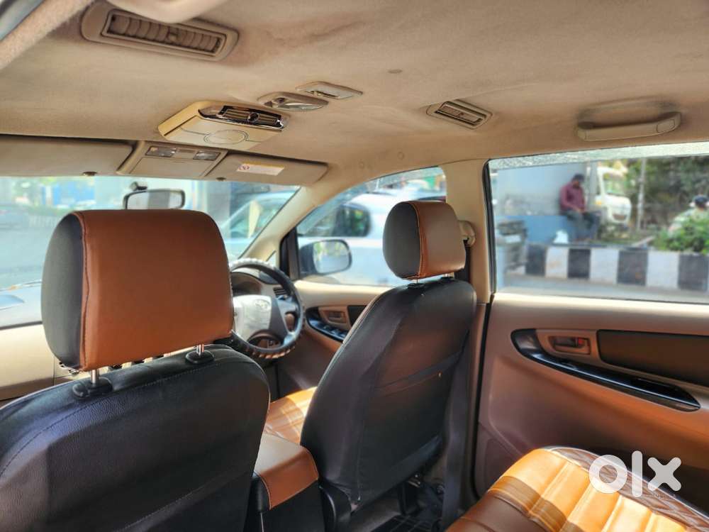 Toyota Innova 2.5 G (diesel) 8 Seater, 2016, Diesel