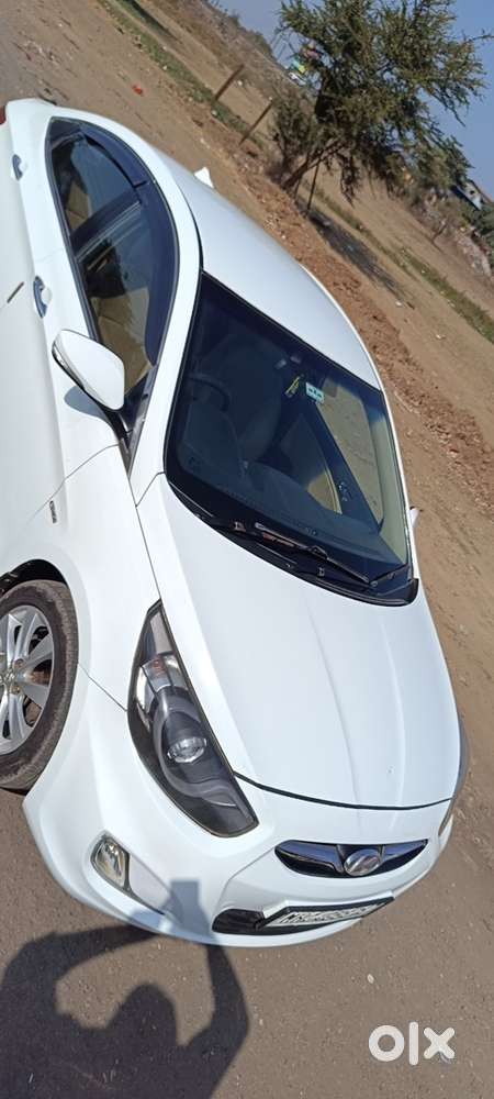 Hyundai Verna Fluidic 2013