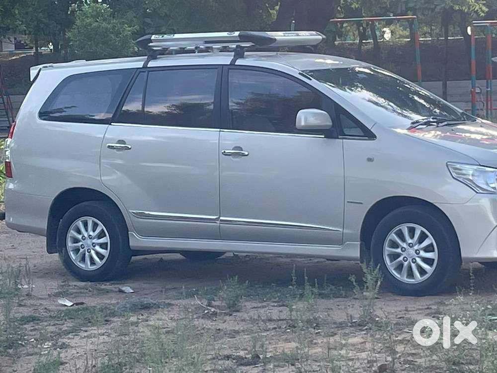 Toyota Innova 2012 Diesel Well Maintained
