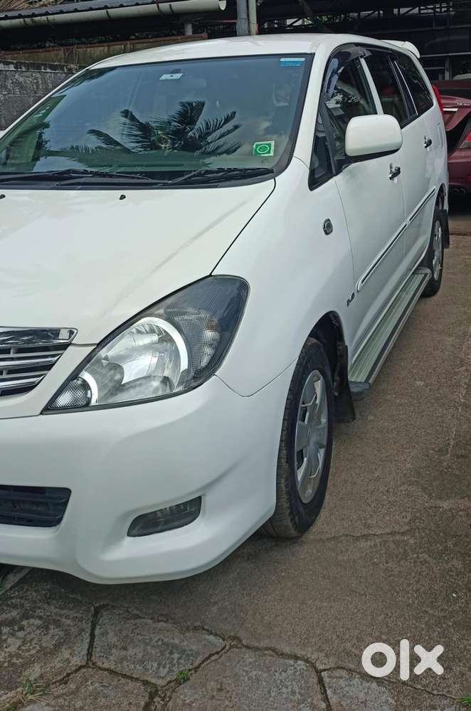 Toyota Innova Diesel 2010 Year