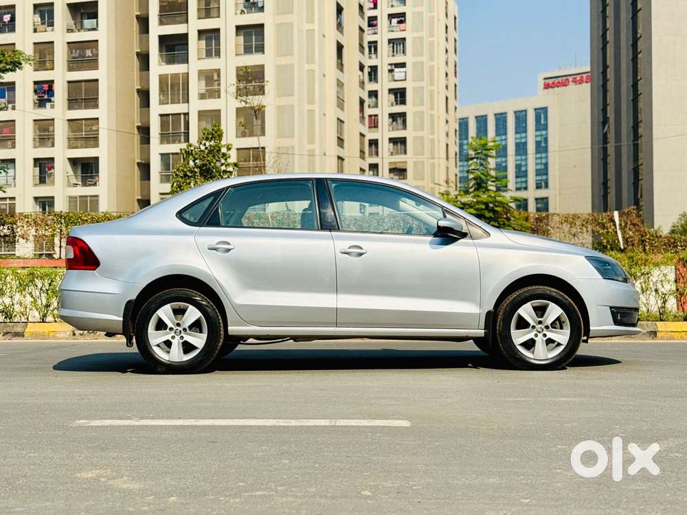 Skoda Rapid [ ] 1.5 Ambition Plus Tdi At, 2020, Petrol