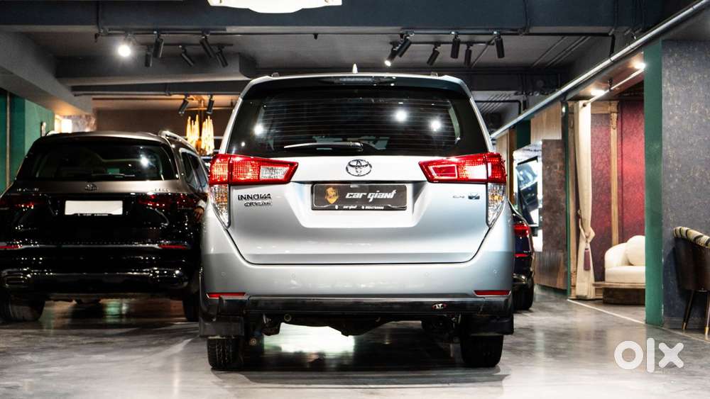 Toyota Innova Crysta 2.4 V 7 Str, 2025, Diesel