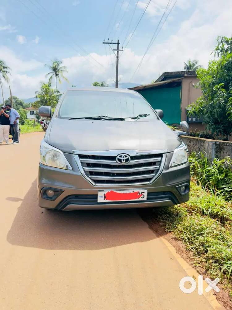 Toyota Innova Diesel 7 Str 2014
