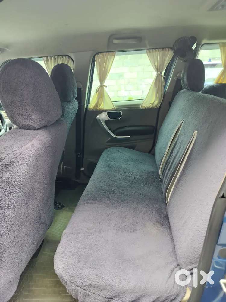 Mahindra Tuv 300 2017 Diesel Well Maintained