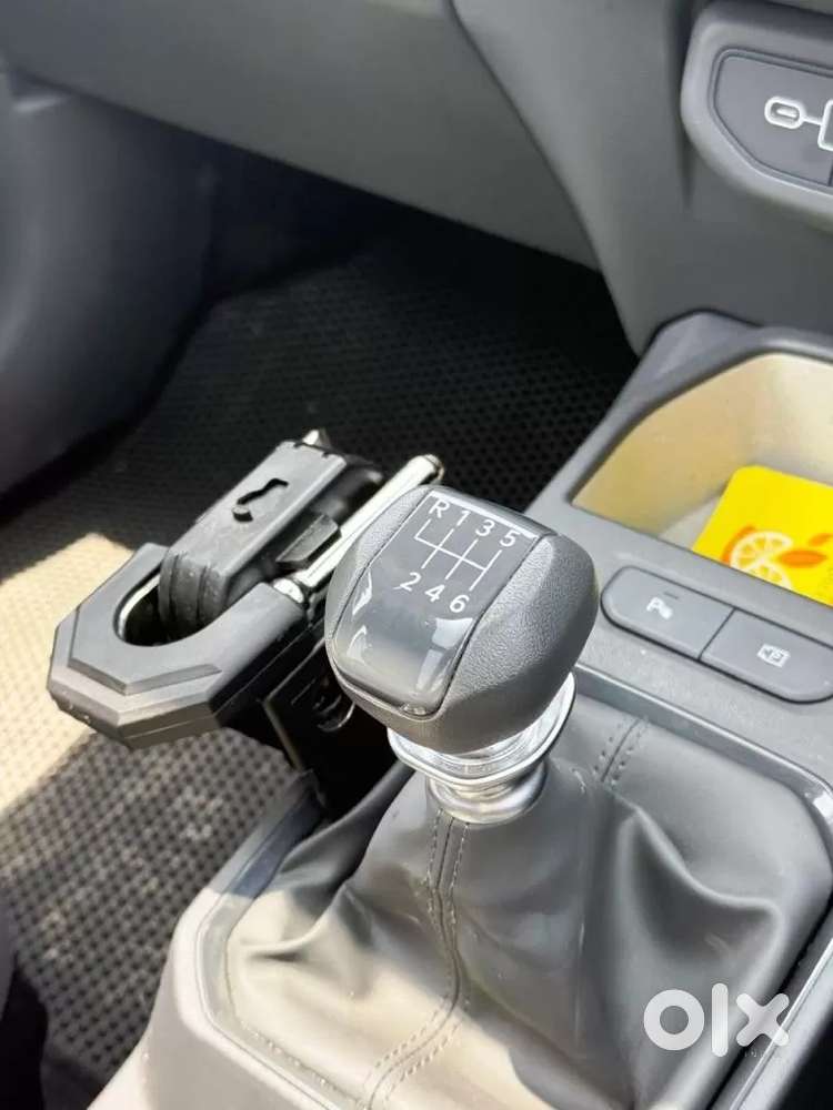 Kia Syros, 2025, Petrol