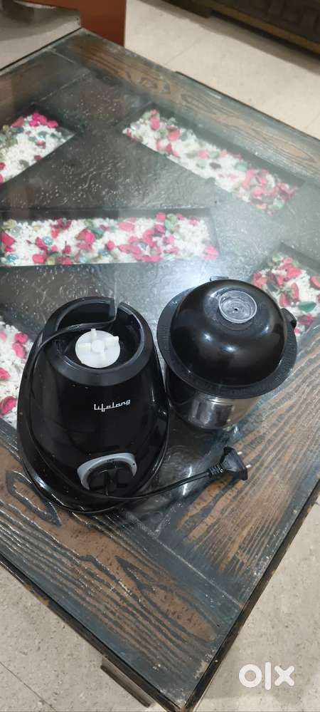 Lifelong pro blender, airfryer, iron, Ac ki thandi, kettle, torchlight