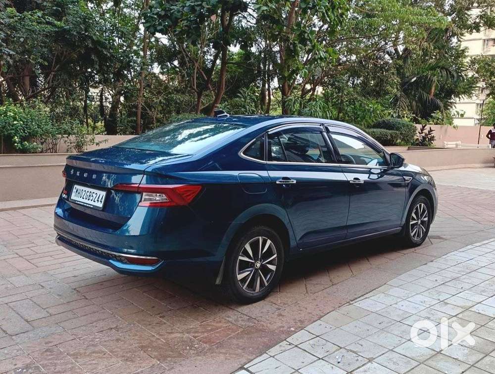 Skoda Slavia 1.0 Tsi Style At, 2023, Petrol