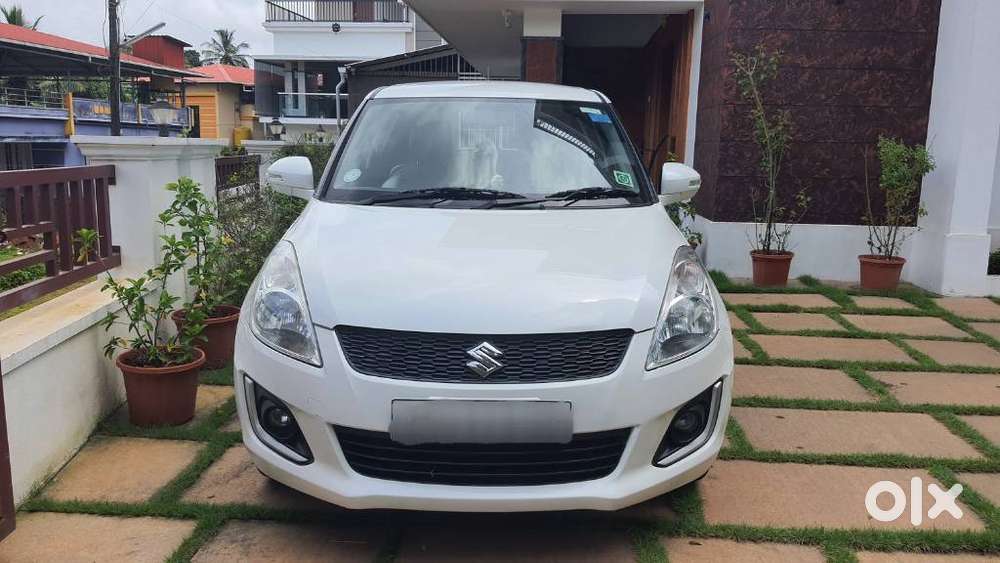 Maruti Suzuki Swift Vxi 1.2 Abs Bs-iv, 2015, Petrol
