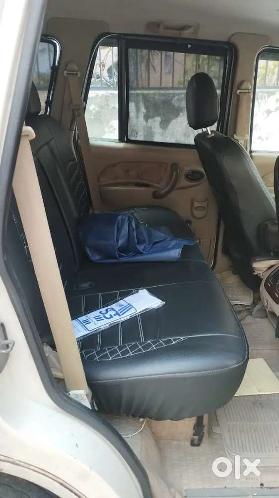 Hamen Bechni Hai Paison Ki Sakht Jarurat Hai