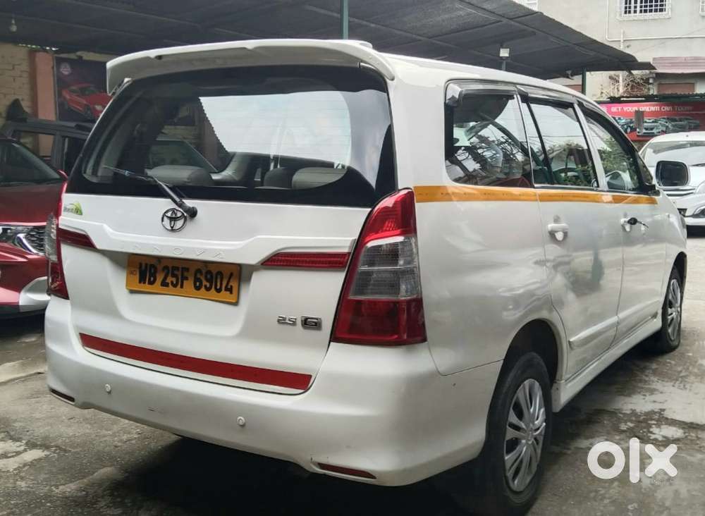 Toyota Innova 2.5 G (diesel) 8 Seater, 2015, Diesel