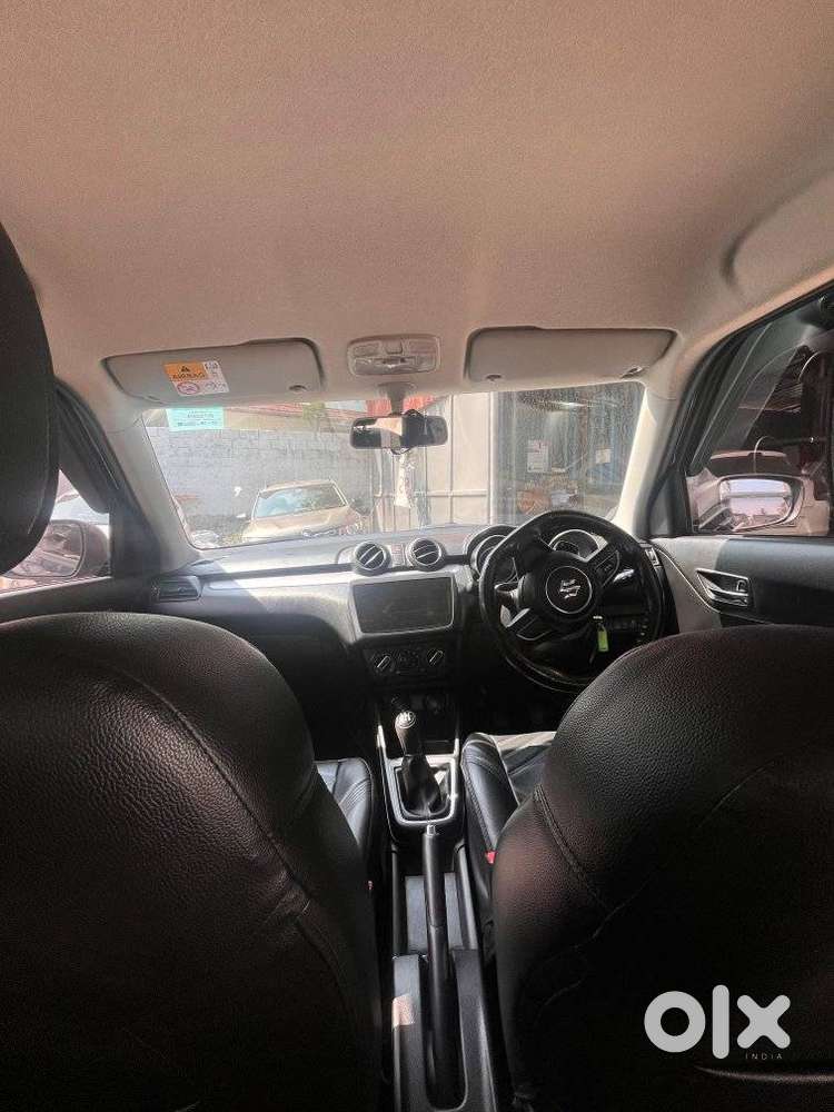 Maruti Suzuki Swift Vxi + Manual, 2023, Petrol