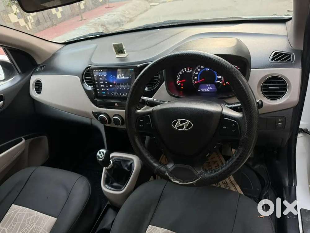 Hyundai Grand I10 2015  1st Owner  Strong Engine  ₹2.30l