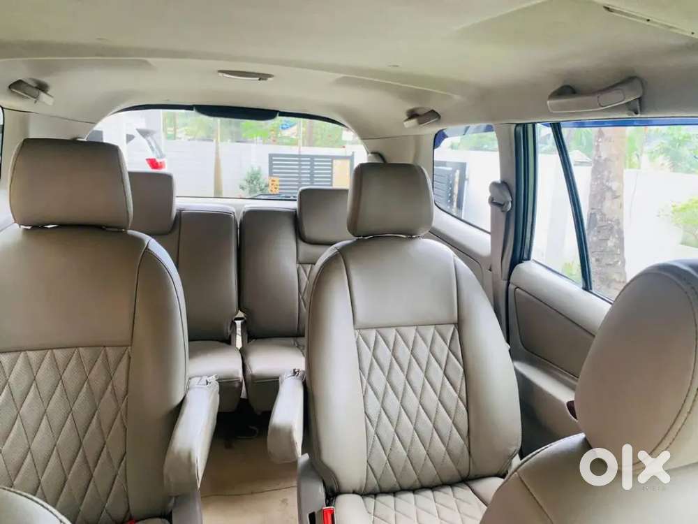 Toyota Innova 2013