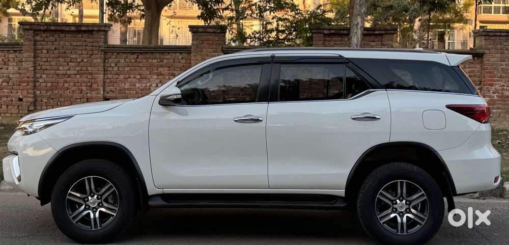 Toyota Fortuner 4x2 At 2.8 Diesel, 2018, Diesel