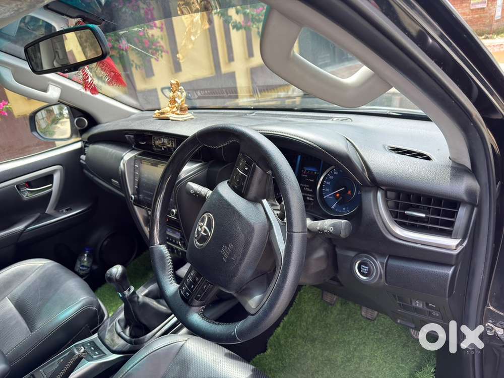 Toyota Fortuner Diesel 2024