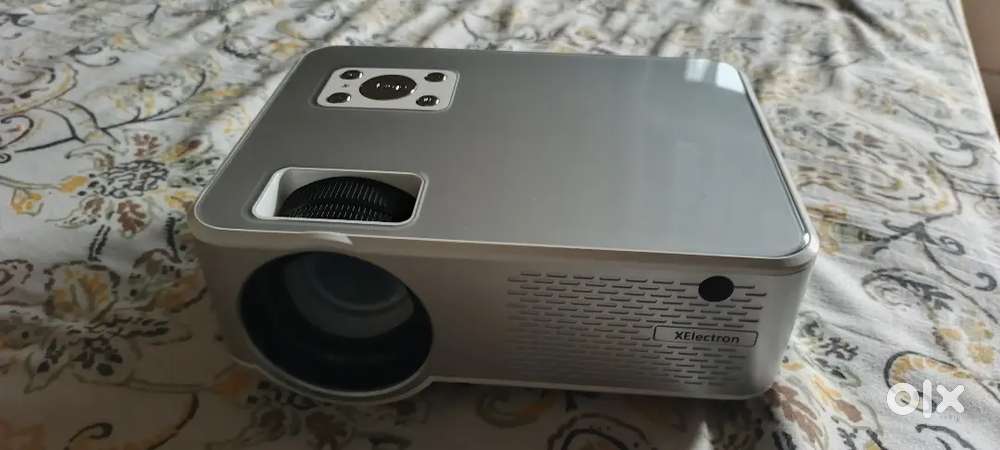 projector ️ best condition company - xelectron model C9