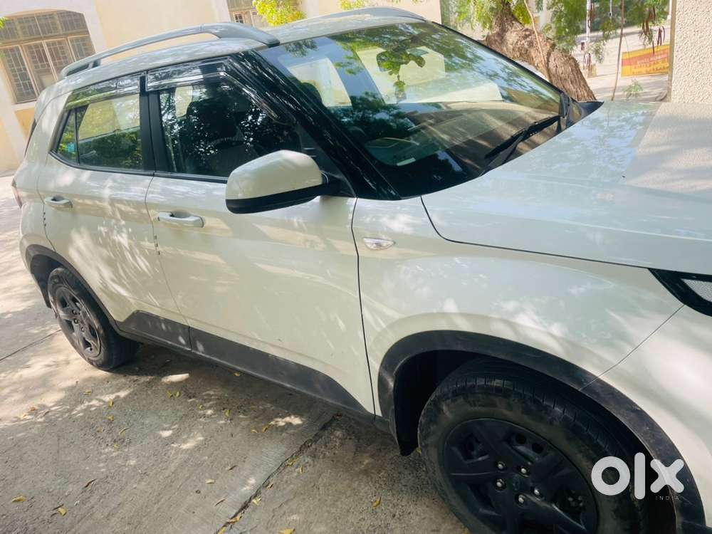 Hyundai Venue Petrol 2024 Model